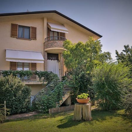 Casavittorio Bed and Breakfast San Giovanni In Marignano Exteriör bild