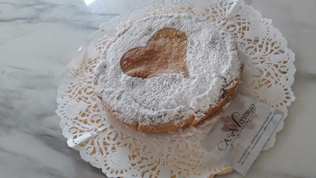 Casavittorio Bed and Breakfast San Giovanni In Marignano Exteriör bild